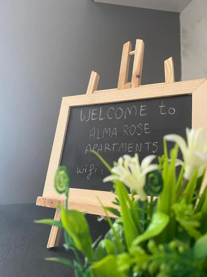 Alma Rose Apartment 科尔察